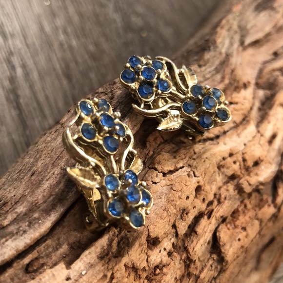 Vintage Double Blue Flower Rhinestone Clip Earring - Picture 9 of 12